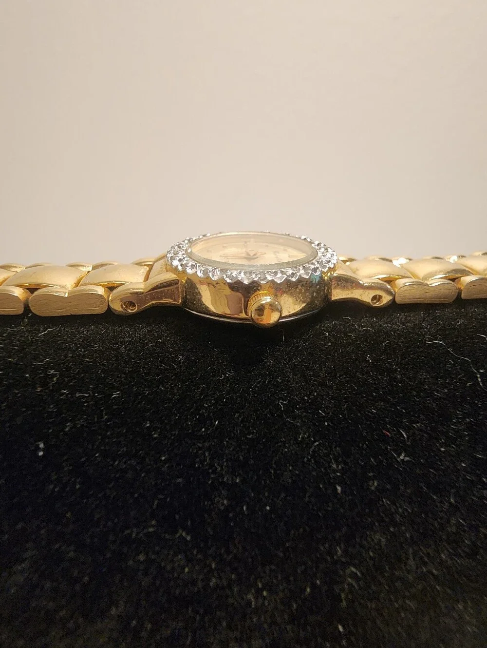 Valentino Quartz Gold-Tone Crystal Bezel Ladies Bracelet Watch